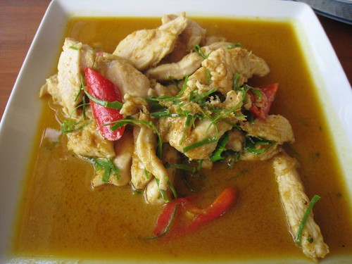 Paang curry with chicken
