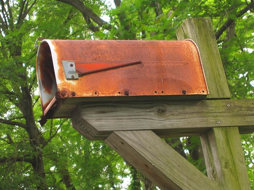 DePew House mailbox