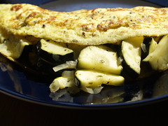 Omelet med squash, ost og estragon