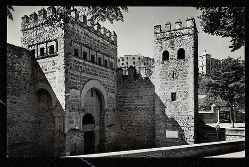 Puerta vieja de Bisagra o de Alfonso VI (Toledo) tras su restauración. Foto J. Cebollero