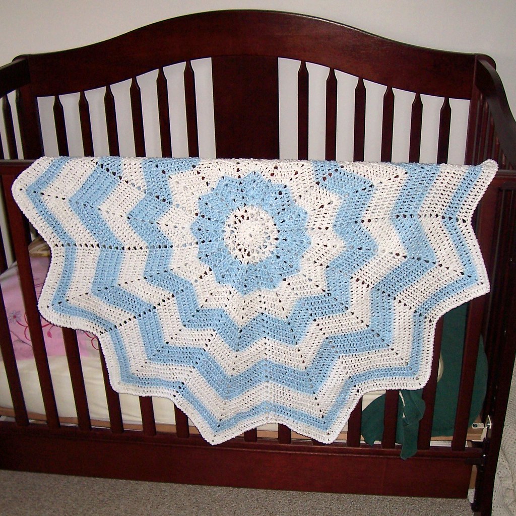 yarnroundhook: Off the hook :: Baby ripple blanket
