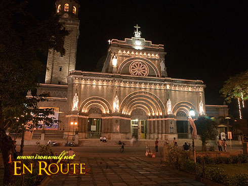 The beautifully lit Manila Cathedral
