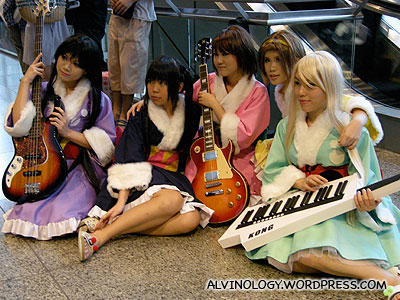 Chinese instrumentalists cosplayers