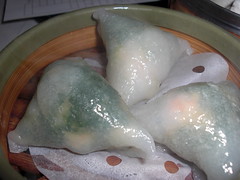 spinach and shrimp dumpling