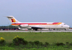 Iberia DC-9-32 EC-BIT GRO 19/05/1989