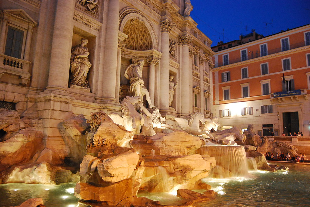 Fontana di Trevi de noche