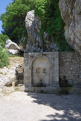 Voila - Brunnen