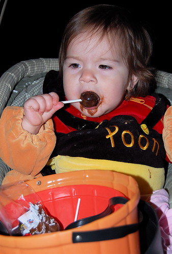 her first lollipop ever