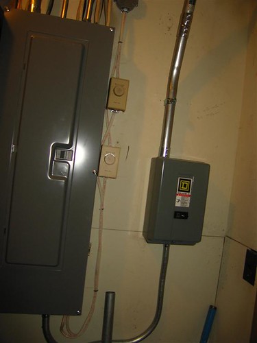 Common area thermostat