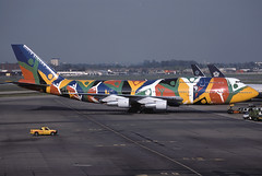 South African Airways B747-312 ZS-SAJ LHR 09/04/1997