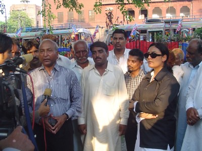 Aneka Maria, Joseph Francis. in Liaqut Park Lahore, 11 August 2007.