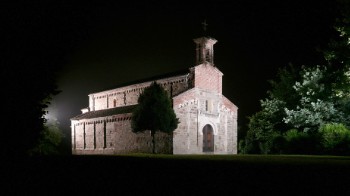 San Secondo, Romanesque church, at night