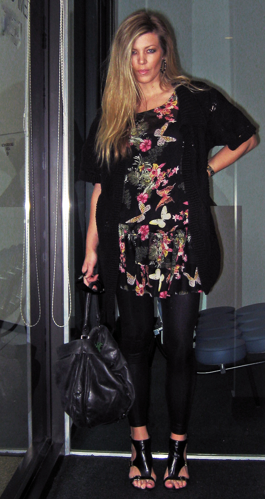 butterfly print on black, black on black outfit, 2009 outfits, art gallery, long blonde hair, butterfly-ruffle-dress-2