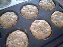 Muffins de frijol recién salidos del horno