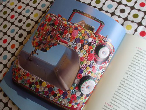 Crafty Chica-fied sewing machine!