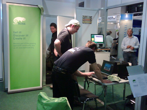 openSUSE Booth Day One
