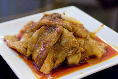 Thinly Sliced Pork with Hot Oil