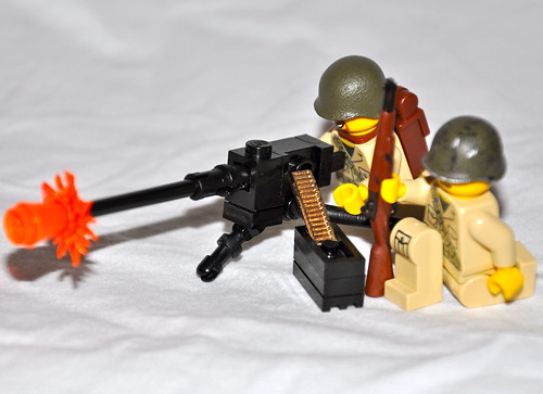 M2 Lego custom machine gun and minifig crew