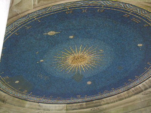 colleyhillmonument-ceiling