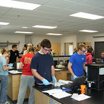 Students Working in General Chemistry<a href="//farm4.static.flickr.com/3380/4574519131_a8091b74d6_o.jpg" title="High res">&prop;</a>

