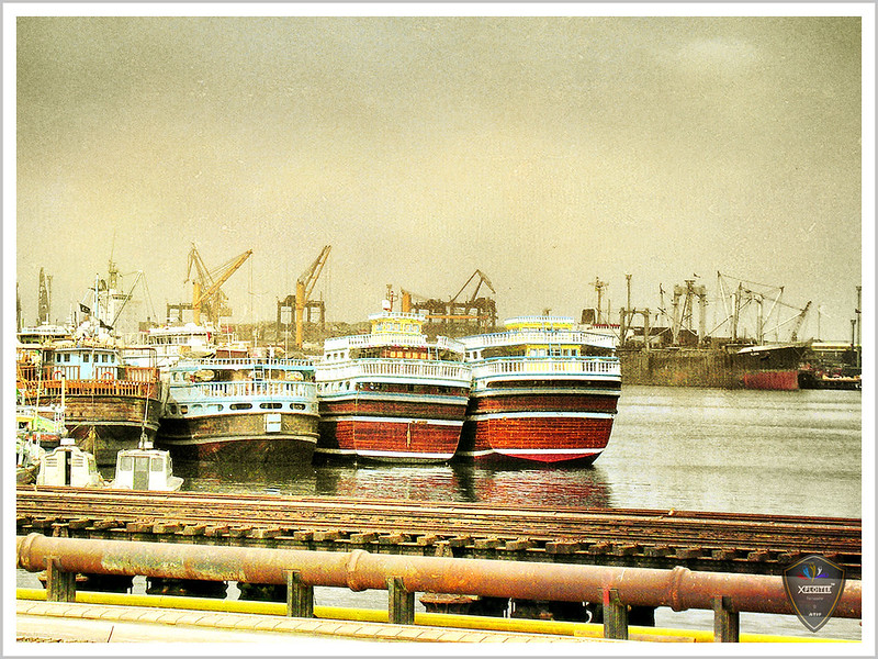 Port of Karachi :: HDR & Texture<br/>© <a href="https://flickr.com/people/24837521@N05" target="_blank" rel="nofollow">24837521@N05</a> (<a href="https://flickr.com/photo.gne?id=3425921673" target="_blank" rel="nofollow">Flickr</a>)