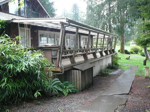 Lake Quinalt Lodge