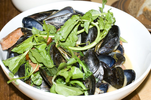 Mussels in Coconut Lemongrass Broth