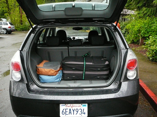 Fitting our luggage in the Pontiac Vibe