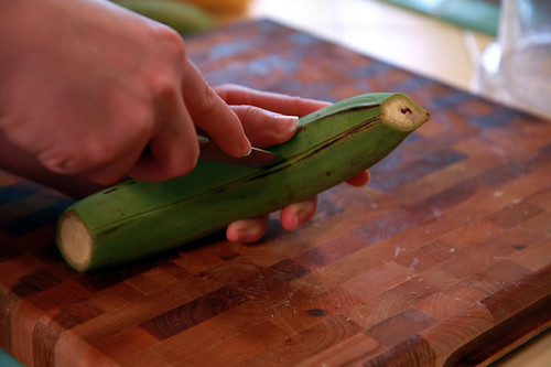 How to Peel a Plantain