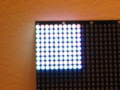 LED2