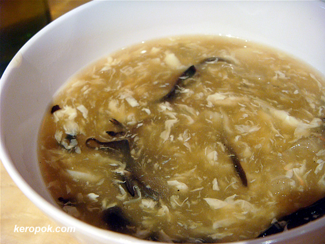 Fish Maw Thick Soup with Seafood