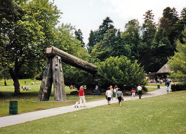 Vancouver 1992-0601 Lumberman's Arch