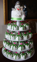 Pink & Green Mini Cake by ixoracakes