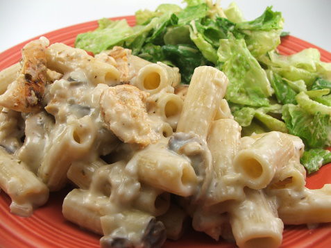 Creamy Parmesan Pasta with Mushrooms and Chicken
