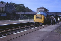 [245] Gleneagles Station