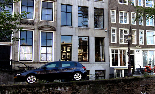 Amsterdam 112 • <a style="font-size:0.8em;" href="http://www.flickr.com/photos/30735181@N00/3917239431/" target="_blank">View on Flickr</a>
