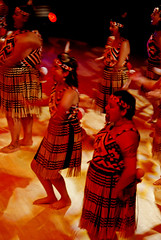 Maori Folk Poi Dancers 