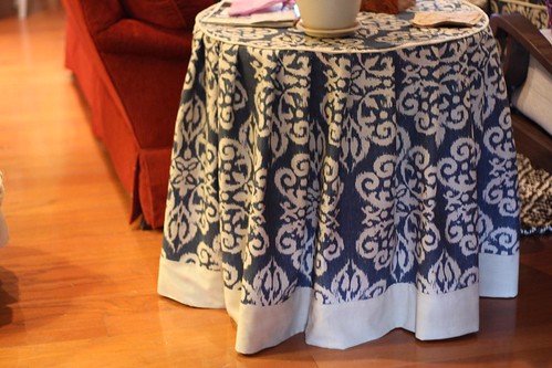 table skirt