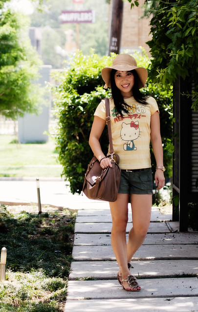delias hello kitty tee macys american rag olive shorts mk5430 forever 21 pebbled leatherette bag bakers precious sandals urban outfitters straw floppy hat