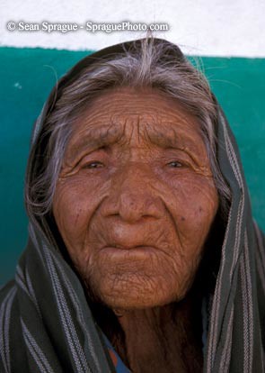 5580 Faces Mexico Old Woman of Alta Mixteca Oaxaca