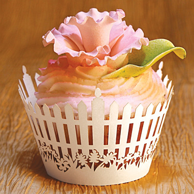 Now offers cupcake wrappers _PicketFence_White