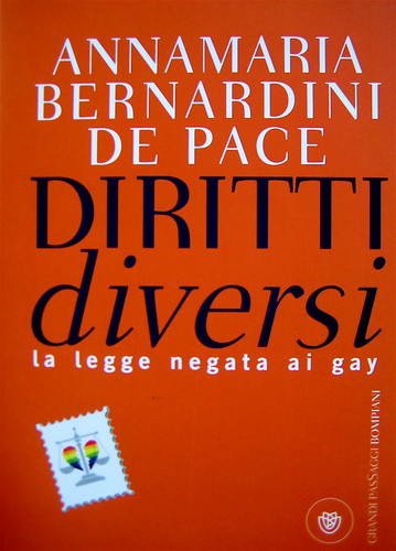 Annamaria Bernardini De Pace, Diritti diversi. La legge negata ai gay, Bompiani 2009, progetto grafico: Playstudio, logo di Luciano Tallarini, (part.)