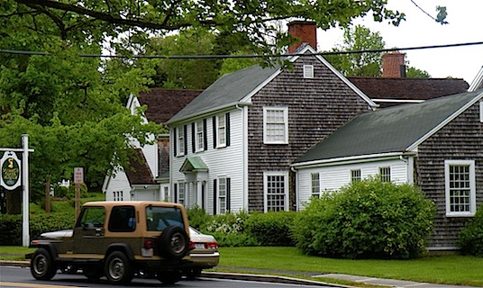 Sandwich Glass Museum, an antique white house on Cape Cod