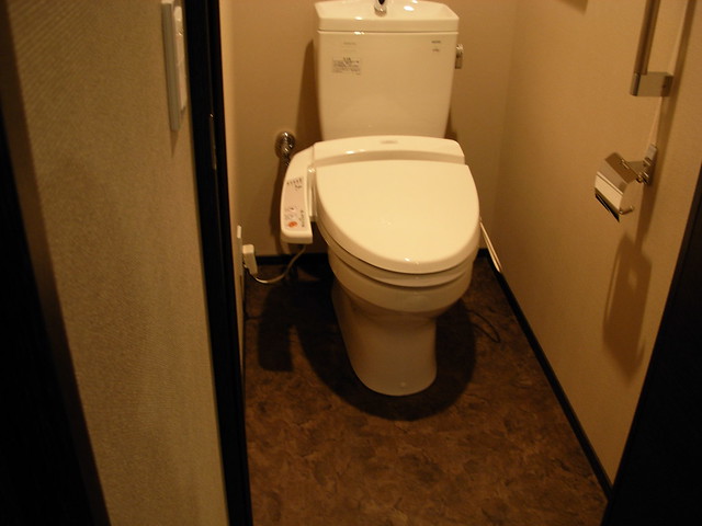 某最新マンションのトイレです。この高級感...
