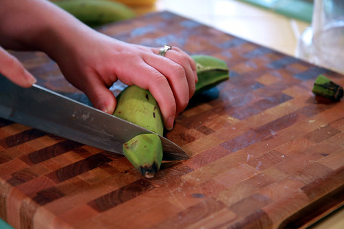 How to Peel a Plantain