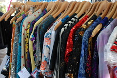 all kinds of great vintage (fabulousfashionfinds.net)