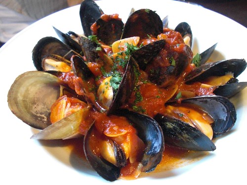 Mussels with Tomato Sauce