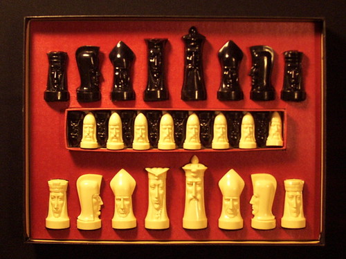 Peter Ganine Inspired Classic Chess Pieces Set Star Trek TOS Resin 