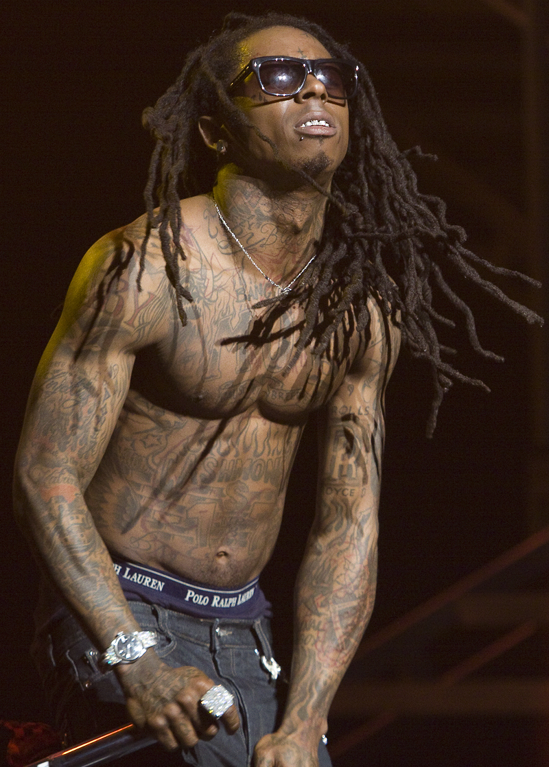 lil-wayne-naked-in-pictures
