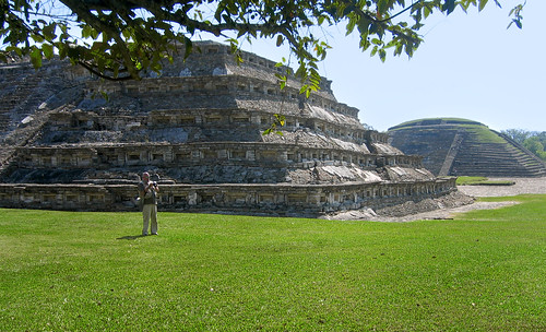Tajín, Veracruz • <a style="font-size:0.8em;" href="http://www.flickr.com/photos/30735181@N00/3361396691/" target="_blank">View on Flickr</a>